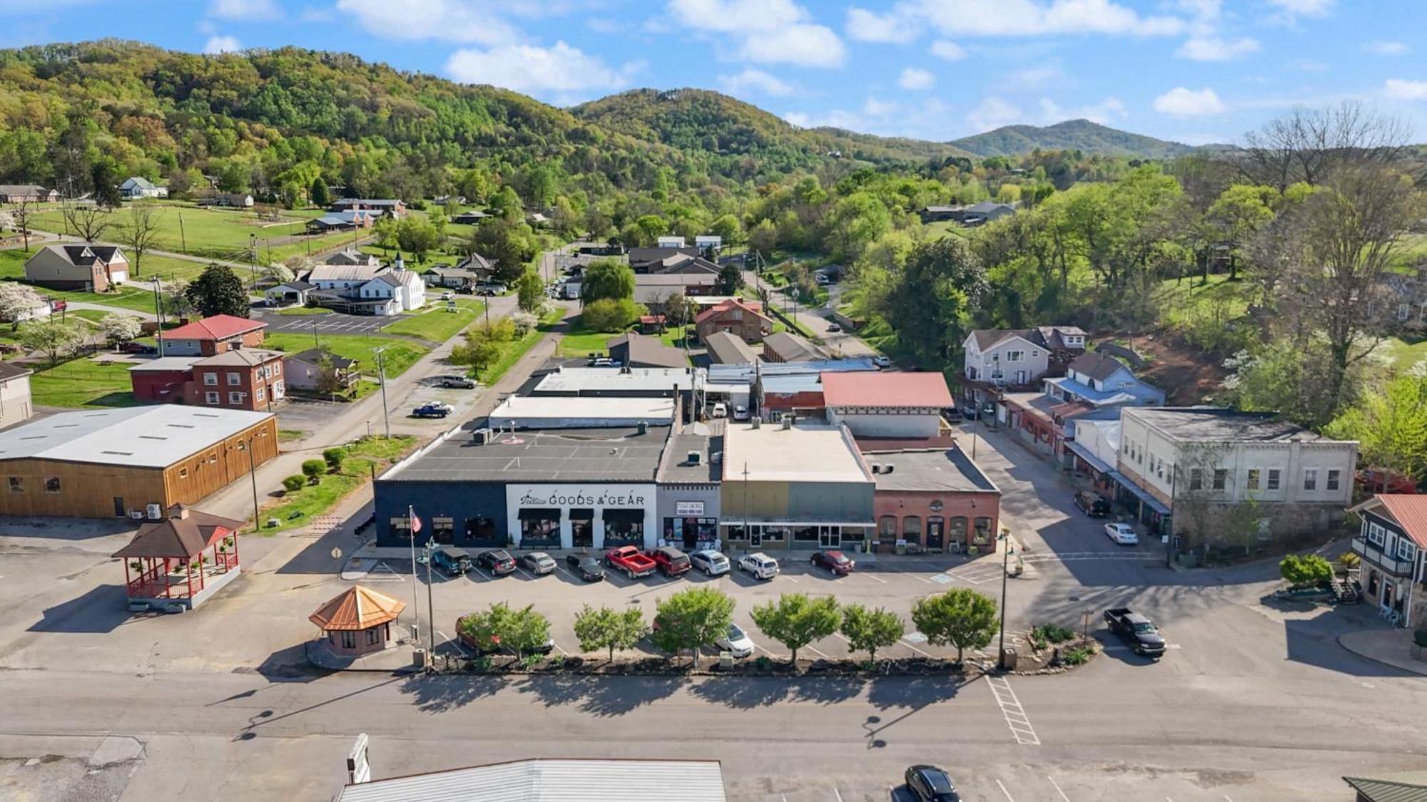 The Tellico Plains Inn And Event Venue Екстериор снимка